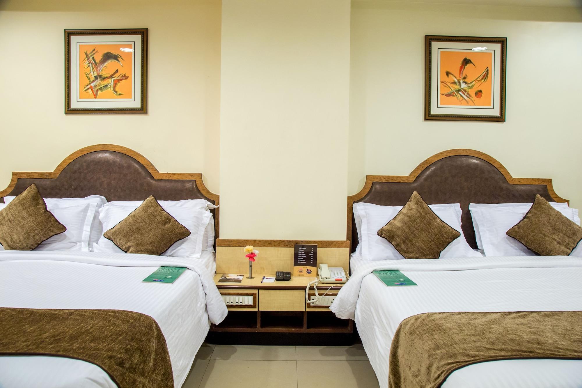 Hotel Tip Top Plaza Thane Exterior photo
