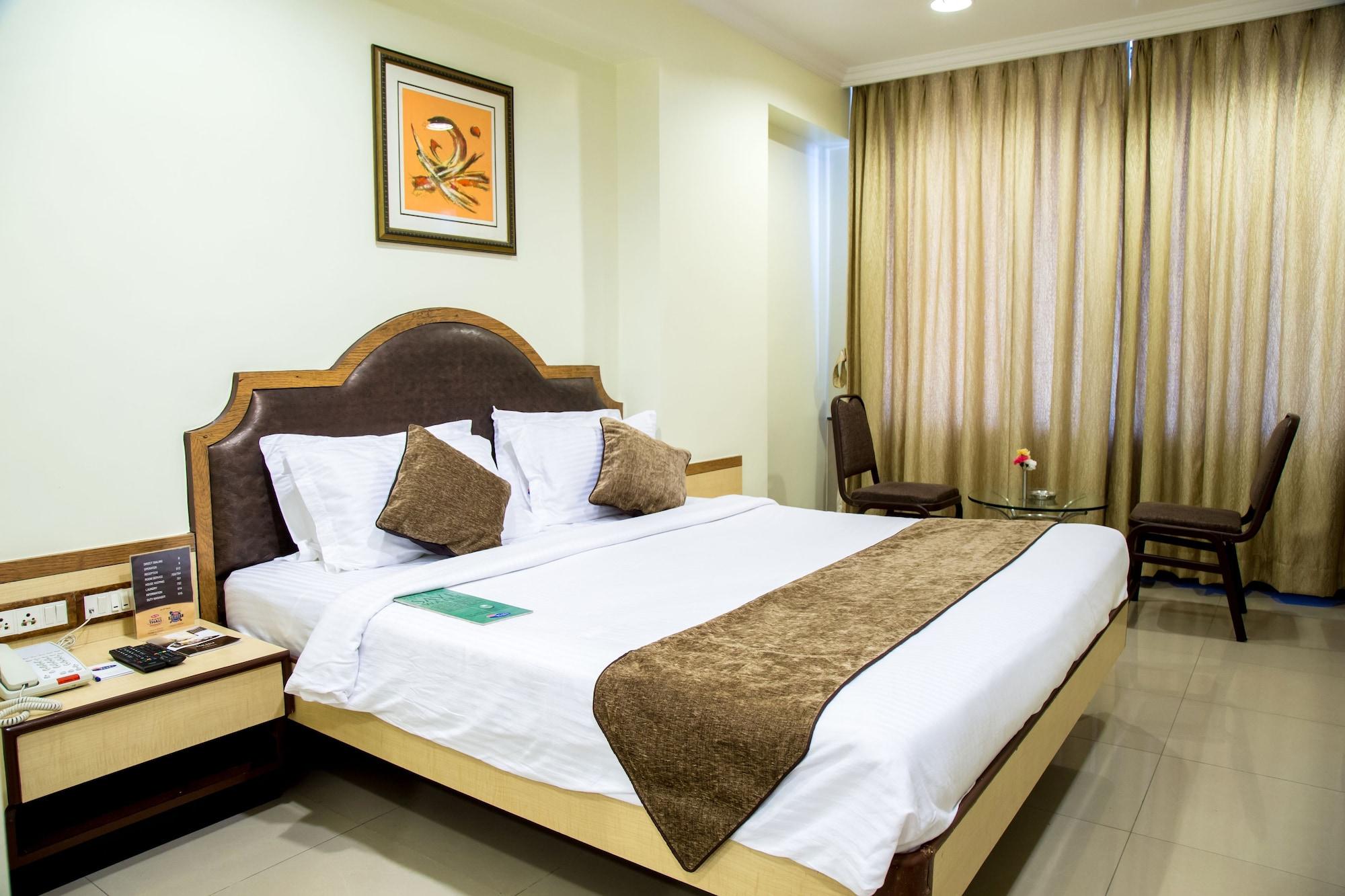 Hotel Tip Top Plaza Thane Exterior photo