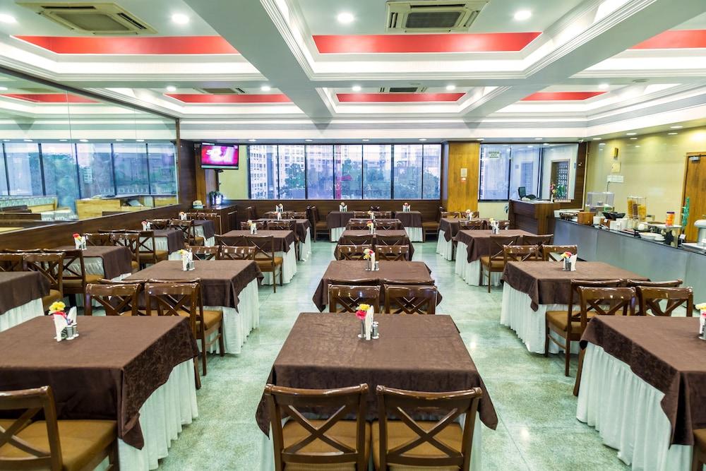 Hotel Tip Top Plaza Thane Exterior photo