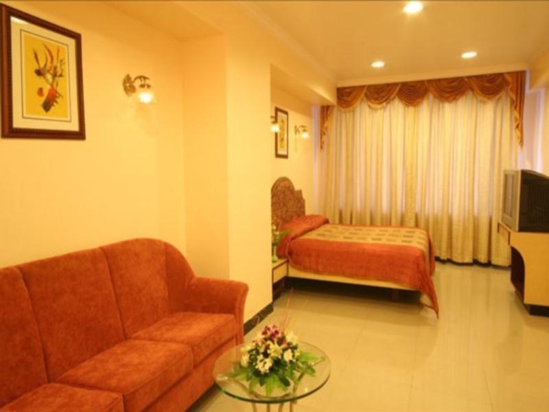 Hotel Tip Top Plaza Thane Exterior photo