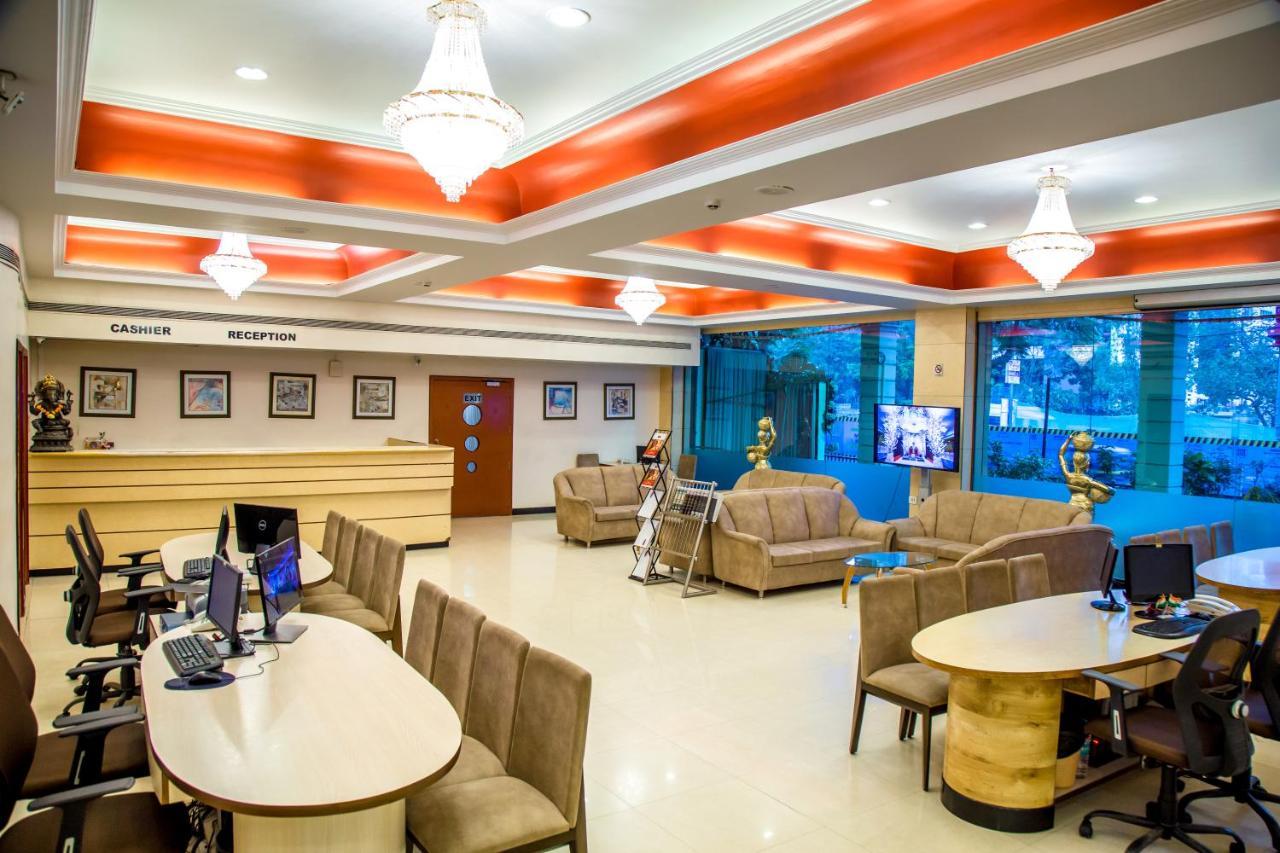 Hotel Tip Top Plaza Thane Exterior photo