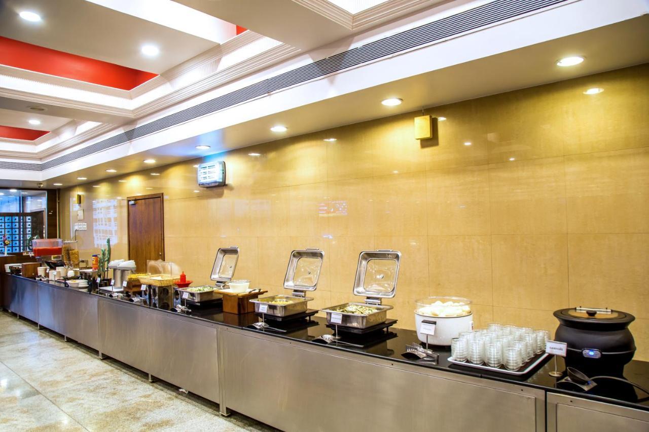 Hotel Tip Top Plaza Thane Exterior photo